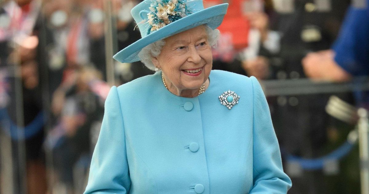 Read more about the article Kraljica Elizabeta II. nikoli ne je v restavraciji