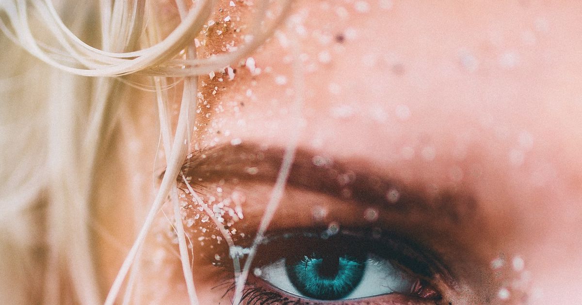 Read more about the article Ko odprem oči … in je spet isto