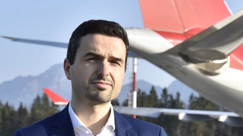 Read more about the article Tonin vesel, da so potrdili njegove trditve, Počivalškovemu odzivu bo prisluhnil z zanimanjem