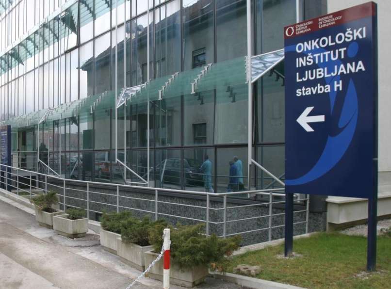 Read more about the article Koronavirus našel pot na ljubljanski onkološki inštitut, odpovedane vse operacije