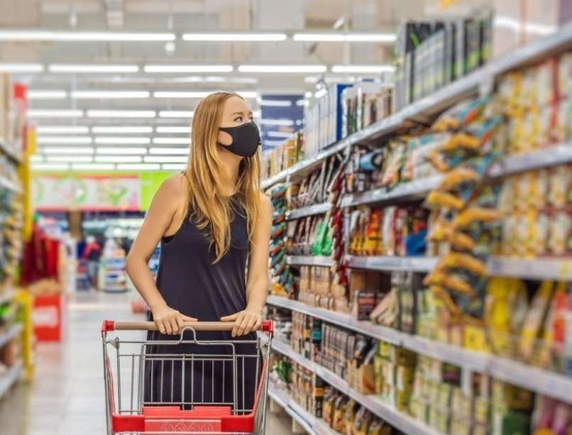 Read more about the article So maske še vedno obvezne ali ne ? To je povedal direktor NIJZ