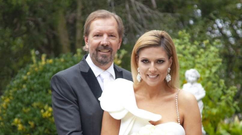 Read more about the article Glasbenik in mirovnik priznal, da si zelo želi otrok