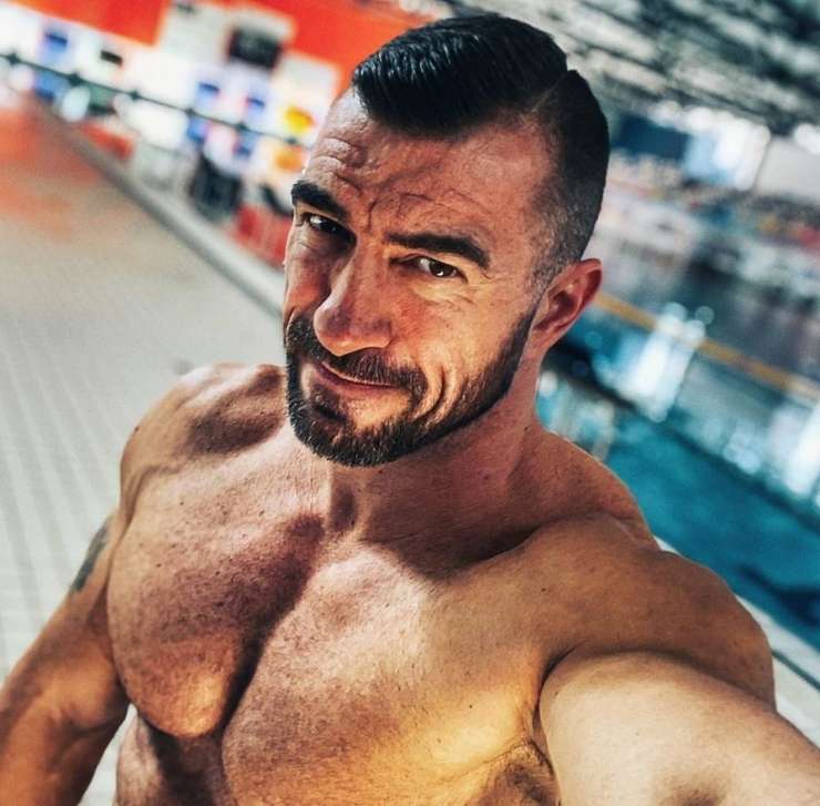 Read more about the article Marko Potrč priznal, da to zanj ni enostavno
