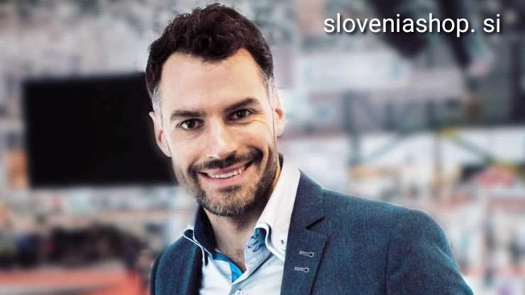 Read more about the article David Urankar promocijsko zaslužen denar nakaže sinovoma na račun