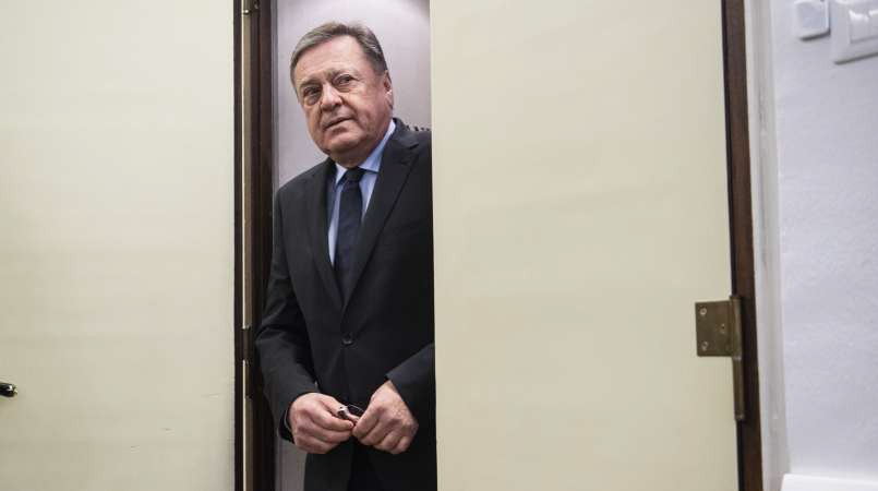 Read more about the article Janković iz samoizolacije nazaj v službo