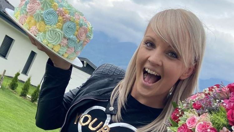 Read more about the article Drzna masterchefovka Kaja Jurač si bo povečala prsi