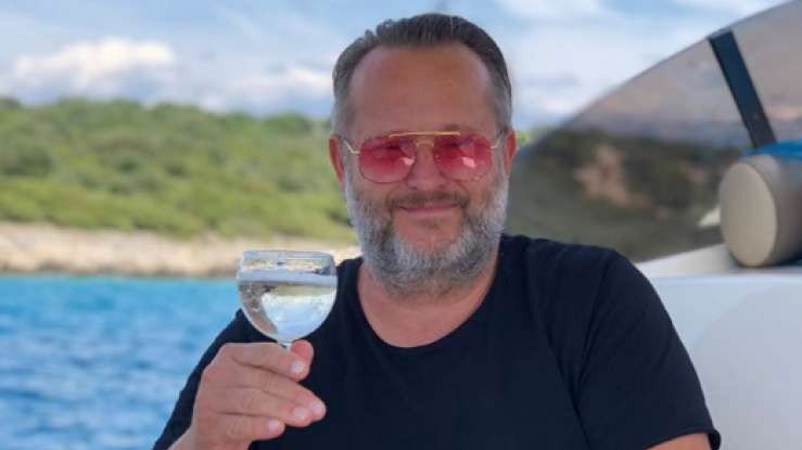 Read more about the article Nesreča: Miki Vlahovič preživel brodolom