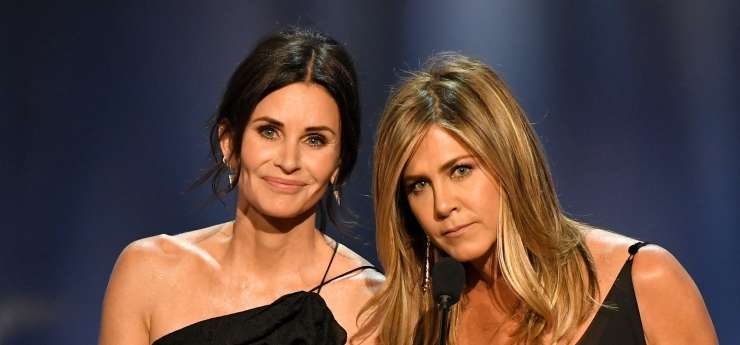 Read more about the article Courteney Cox potrdila – vrača se k svoji kultni vlogi
