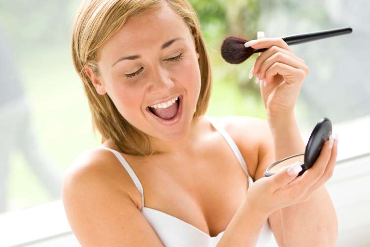 Read more about the article Kako pravilno uporabljati bronzer