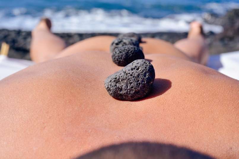 Read more about the article Korona se je »prijela« nudistov