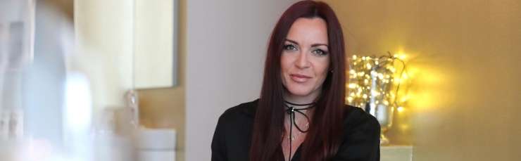 Read more about the article Pika Božič še vedno hudo seksi
