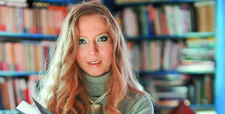 Read more about the article Ta 11-letna Pika Nogavička je bila Savina Atai