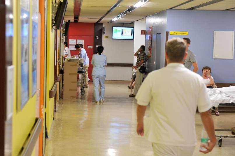 Read more about the article Virus znova vdrl v celjsko bolnišnico, okužena ena od zaposlenih