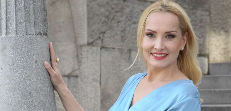 Read more about the article Tanja Ribič navdušeno vzkliknila in naredila konec
