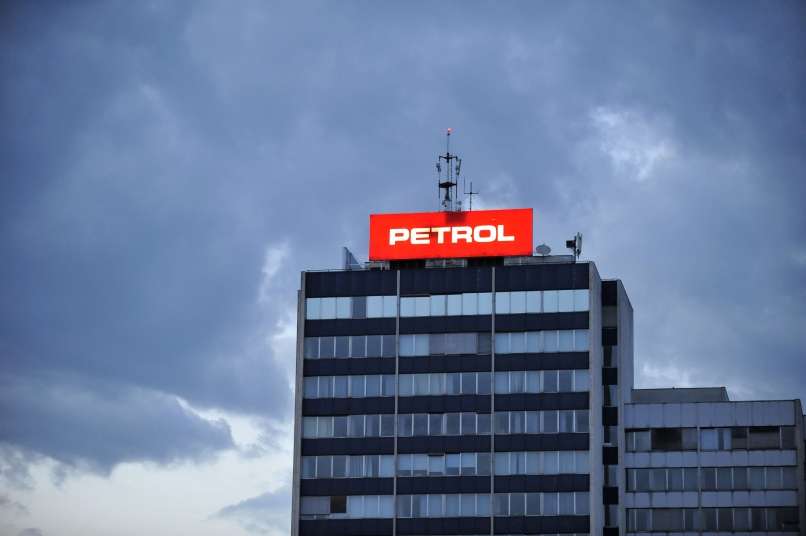 Read more about the article Zamenjava se po enem letu obeta tudi na vrhu državnega Petrola
