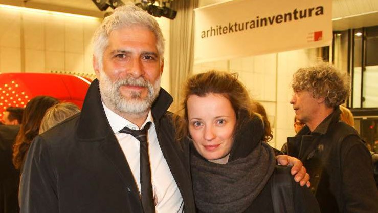 Read more about the article Ajda Smrekar in Sebastian Cavazza kmalu spet skupaj na odru