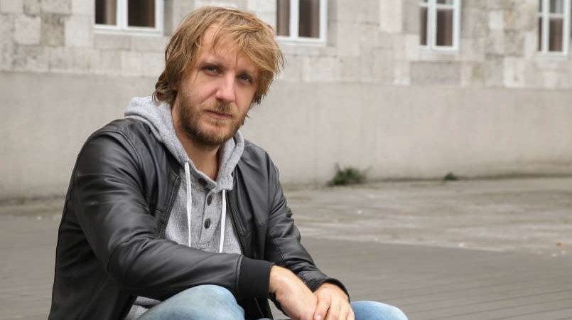 Read more about the article Nagrade ima nekje v omari