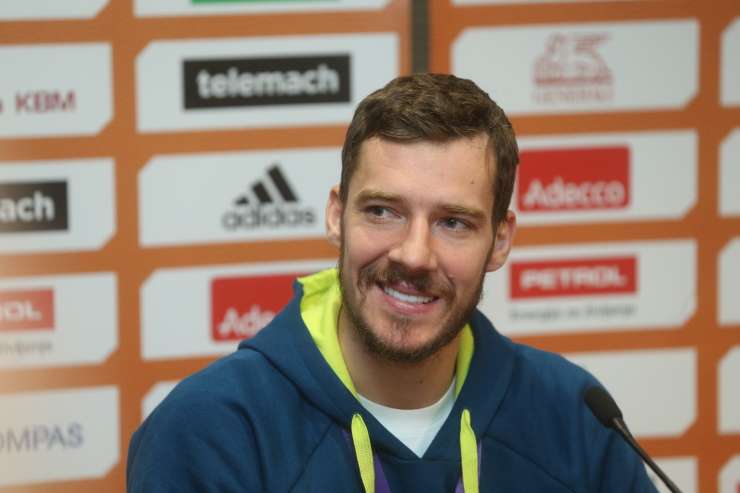 Read more about the article Goran Dragić delil prisrčen utrinek s sinom