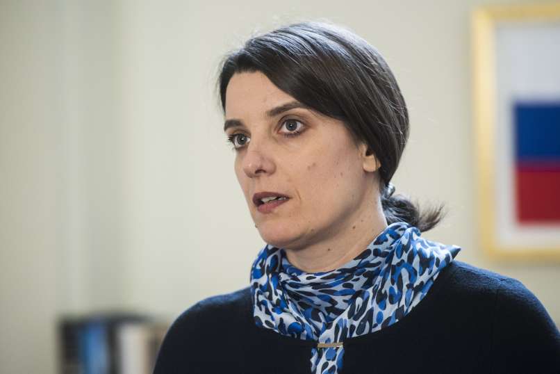 Read more about the article Ministričine besede korona brucem