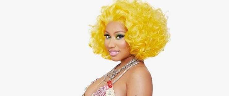 Read more about the article Povsem spremenjena Nicki Minaj pokazala sinka