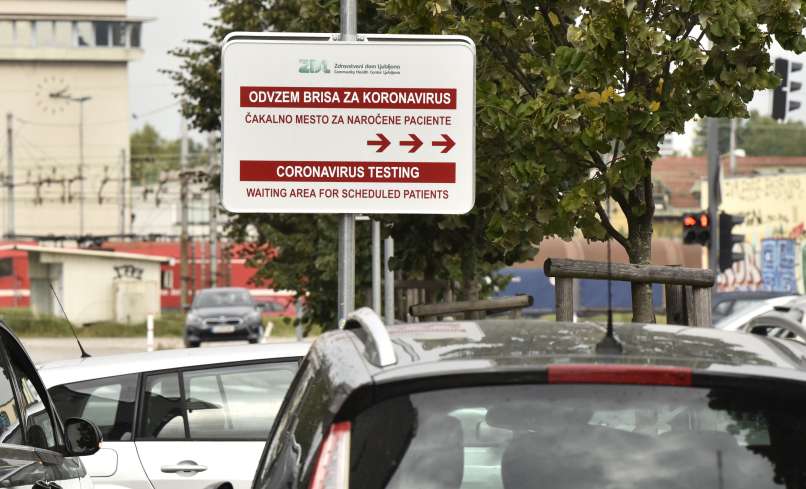 Read more about the article V torek prvič potrdili več kot 300 okužb ?