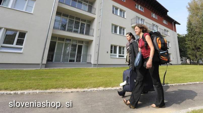 Read more about the article Študentski domovi bodo tudi v prihodnjem tednu delovali omejeno