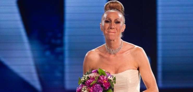 Read more about the article Julija Kramar znova blestela v javnosti
