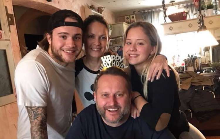 Read more about the article Miki Vlahovič: Moj edini ventil za sproščanje je glasba