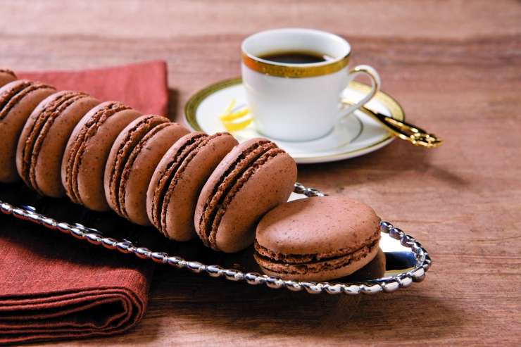 Read more about the article Slasten recept za čokoladne makrone