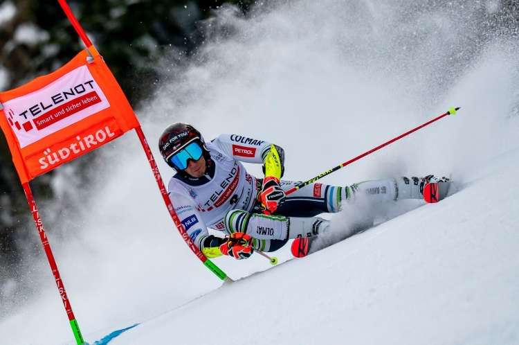 Read more about the article Žan Kranjec se je oglasil prvič po očetovi smrti