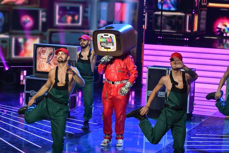 Read more about the article Znani Slovenci se bodo tudi v letu 2021 skrivali za maskami