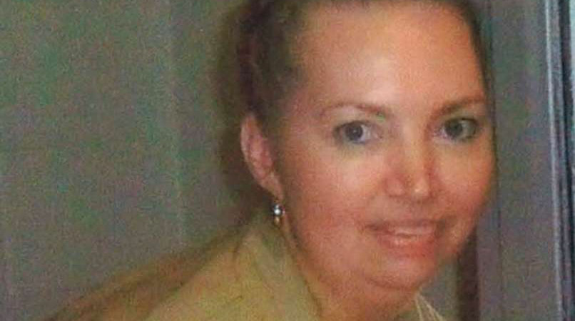 Read more about the article Po dveh dneh ždenja v celici za usmrtitev je dočakala smrtonosni koktajl