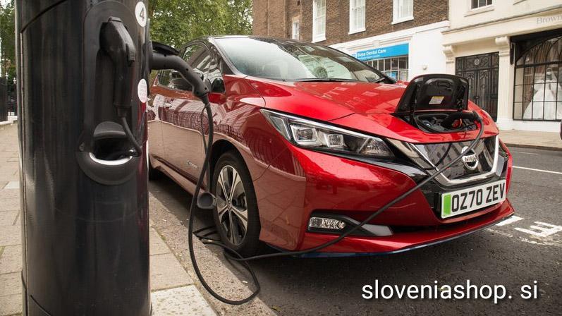 Read more about the article Nissan razkril, kdaj bodo prenehali s proizvodnjo bencinskih motorjev