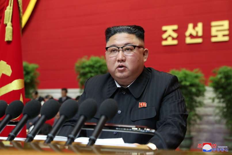 Read more about the article Kim je dobil novo funkcijo, sestra se je za povišanjem obrisala pod nosom