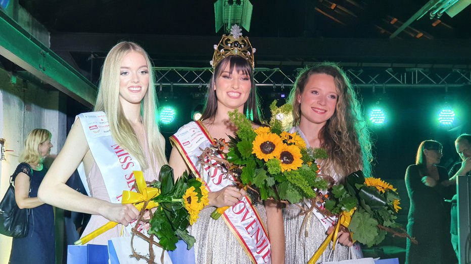 Nova Miss Slovenije je postala 21-letna Maja Čolić iz Ribnice. 1. spremljevalka je postala Lina Jenšac, druga spremljevalka pa Neža Simčič.
