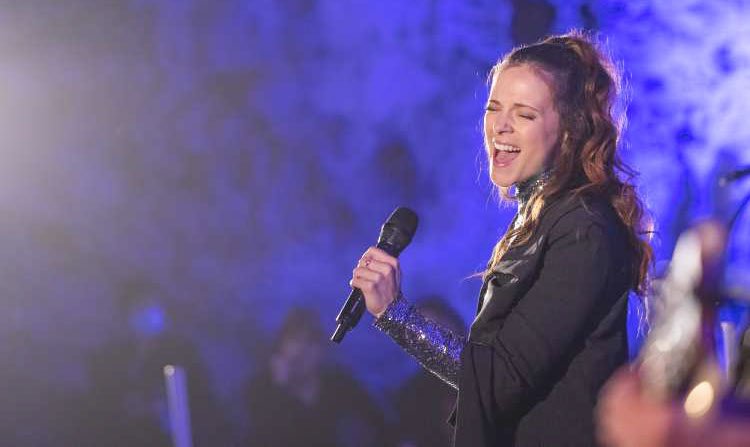 Nina Pušlar - Koncert v Postojnski jami.