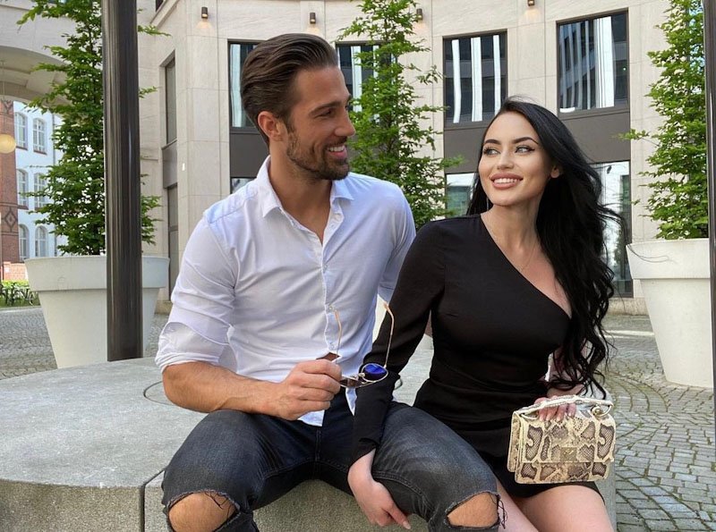 Claudia Lucia Pioch,dekle,fotografije,Goran Jurenec,Hana Rodić,instagram,ljubezenska,naraščaj,nekdanje,obudil,Parček,poroka,pozornost,razmerje,razumevanje,sanjski moški,sanjsko,situacija,skupna,središče,Svet slavnih,vez,zasebna,življenjska pot