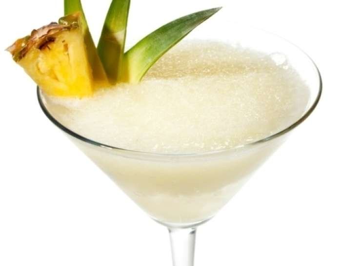 Ta vikend se pocrkljajte tako Ta vikend se pocrkljajte tako - napitek z margarito.