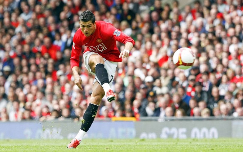 Manchester United z veseljem sporoča, da je klub dosegel dogovor s Cristianom Ronaldom.