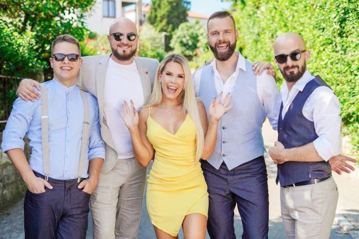 Skladba, ki jo je Nika Zorjan posnela skupaj s Kvatropirci, ki prav tako praznujejo desetletnico delovanja, je že druga pesem, ki jo je Nika izdala v letošnjem avgustu.