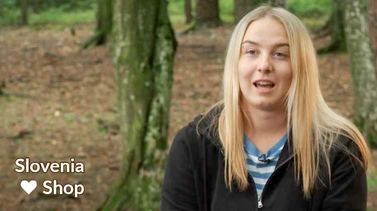 Read more about the article Kamera v sobi razkrila, da je dekle zaigralo čustva