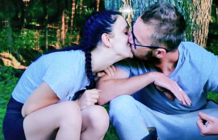 Taktika je bila odlična za sotekmovalce, da zaigram opasno Niko in prestrašim tekmovalce, s tem pa si zagotovim še kak teden na kmetiji ... mislim, da mi je uspelo prepričati tudi ljudi, da sem gajsna Štajerka.