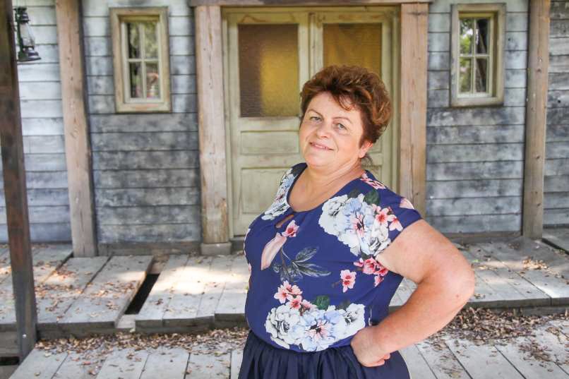 Letos bo Nada Zorec že četrtič bdela nad kmeti v šovu Kmetija. Ko jo vprašamo, ali je sčasoma, iz sezone v sezono, postala bolj stroga ali morda bolj popustljiva do kmetov in kmetic, medtem ko opravljajo naloge, ki jih določa, odgovori: To je pa čisto odvisno od kmetov.