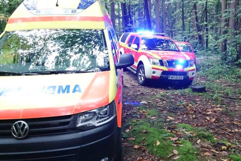 Policisti Policijske postaje Gorišnica so namreč med opravljanjem nalog varovanja državne meje ob približno 13.30 uri v okolici Velikega Okiča poskušali ustaviti voznika osebnega avtomobila italijanskih registrskih oznak. Ta je pred tem na nedovoljen način prestopil državno mejo.
