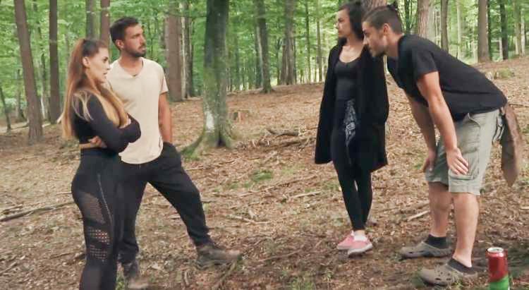 Taktika - Aljaž, Lina, Gino in Tjaša so tekmovalci, ki so se bitke za zmago lotili resneje od ostalih članov šova Kmetija. Čeprav so že zgodaj sklenili zavezništvo in že tedne skupaj snujejo taktike, s pomočjo katerih nameravajo iz igre izločiti preostale tekmovalce