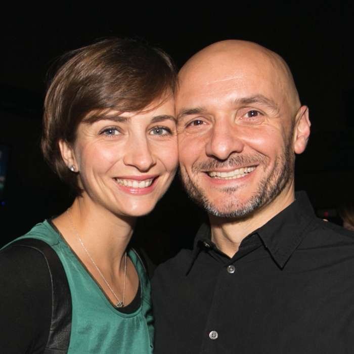 Programski direktor PRO PLUS Branko Čakarmiš je že vrsto let srečen s svojo Katjo Kovačič Čakarmiš. Par je poročen že od leta 2015, leta 2016 pa ju je razveselilo še rojstvo hčerke Karine. Zdaj pa je po tretji avdicijski oddaji šova Slovenija ima talent Branko razkril, kako je potekala njuna zaroka.