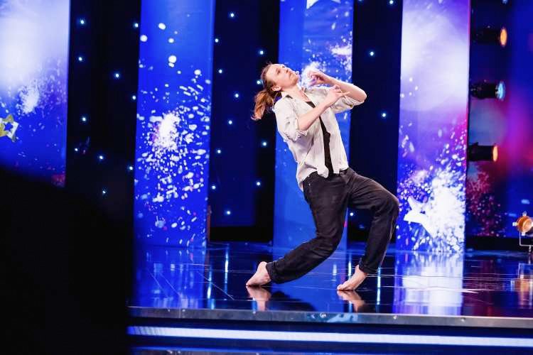 Žigan Krajnčan še pred polfinalom Talentov predstavlja nekaj novega Žigan Krajnčan - V soboto pa bo na istem prizorišču sledil prikaz Krajnčanovega solo performansa Razstava sedanjosti: Zlitje s samim seboj.