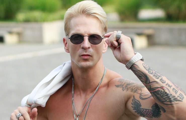 Za obstanek v tekmovanju Exatlon Slovenija sta se na poligonu pomerila Igor Mikič Mišica in Jan Čampa. Čampa je sicer dobil uvodno točko, a nato je svojo premoč z rezultatom 4:1 pokazal Mišica, pa čeprav si je med prvim dvobojem poškodoval gleženj.