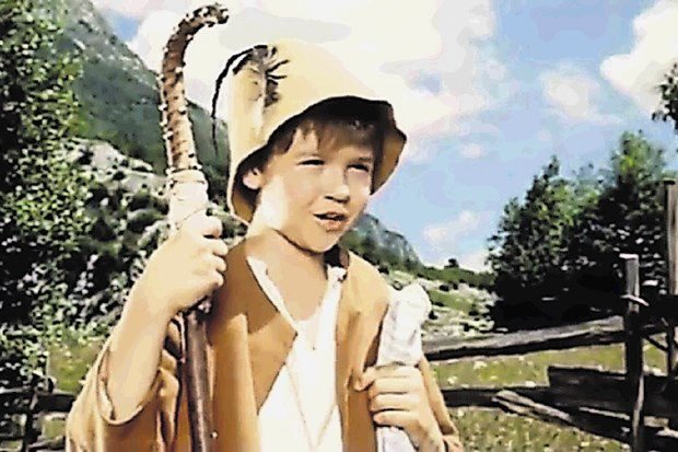 Gre za slovenske filmske klasike Na svoji zemlji, Trst, Balada o trobenti in oblaku ter Svet na kajžarju režiserja Franceta Štiglica, Dobri stari pianino in Ti loviš Franceta Kosmača, Kekec Jožeta Galeta, Jara gospoda Bojana Stupice, Dobro morje Mirka Groblerja, Akcija Janeta Kavčiča, Veselica in Tri četrtine sonca Jožeta Babiča ter Naš avto Františka Čapa.