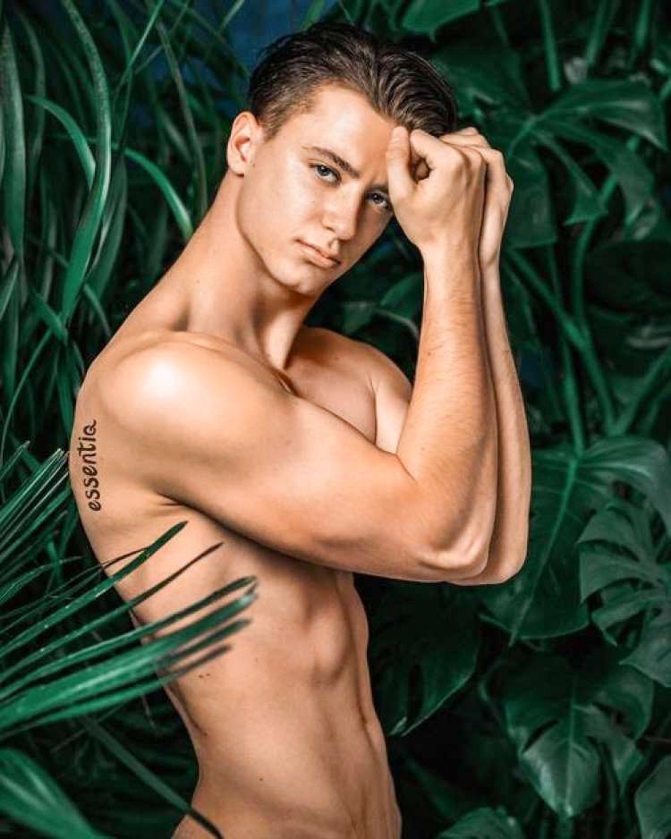 Kmetija: Drugi obraz Mattia Rutarja Mattia Rutar - To je ena obljuba, ki sem jo naredil že leta in leta nazaj, nekomu, ki mi je pri srcu. Zakaj pa ne, če se lahko pomaga ljudem, zakaj ne bi pomagali? Realno je lepo pomagati ljudem … jaz sem preživel že marsikaj v življenju …